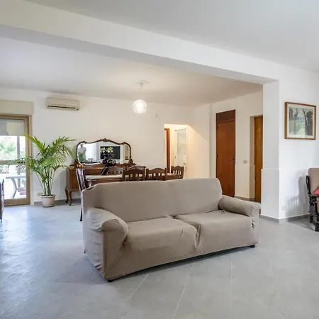 Domus Andrea E Carolina Villa