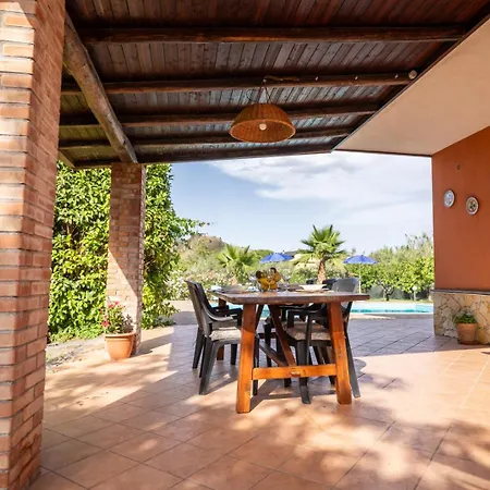 Domus Andrea E Carolina Villa